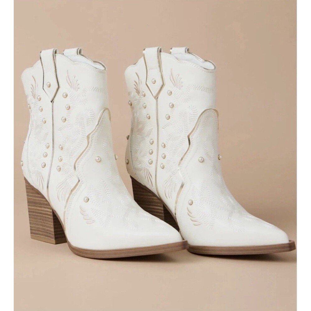 Altar’d State Mia Wendy Ivory Ankle Boot | Gold Gems | Embroidered |  | New